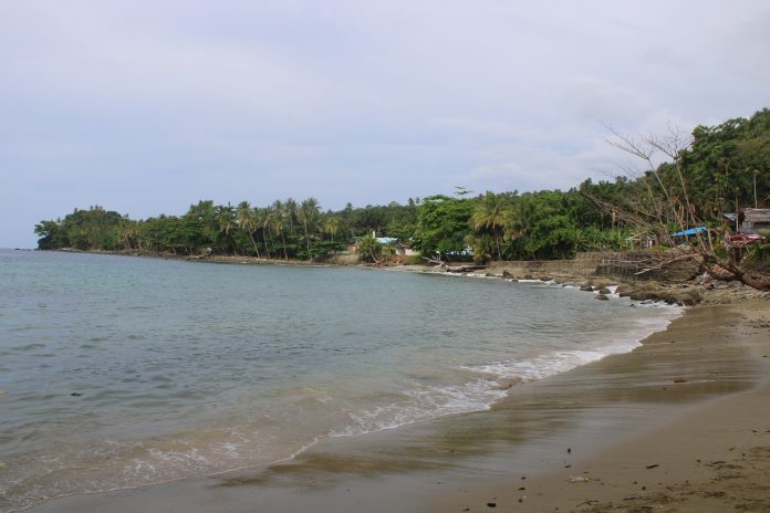 Keindahan Pantai Kampung Dormena, Distik Depapre, Kabupaten Jayapura. Foto dok laolao-papua.com