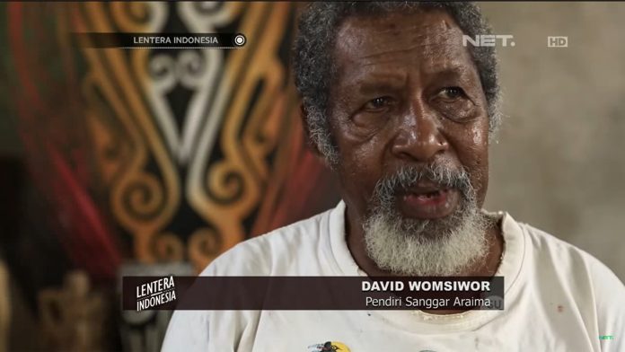 David Womsiwor, pendiri Sanggar Araima Papua di Kabupaten Sorong. Foto: Lentera Indonesia dari NET TV.
